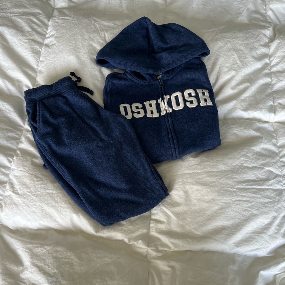 OshKosh B’gosh set Hoodie and Pants Set